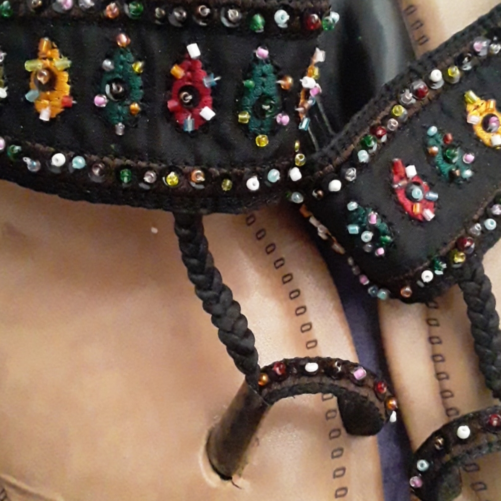 Boho Slides - Picture 2 of 8